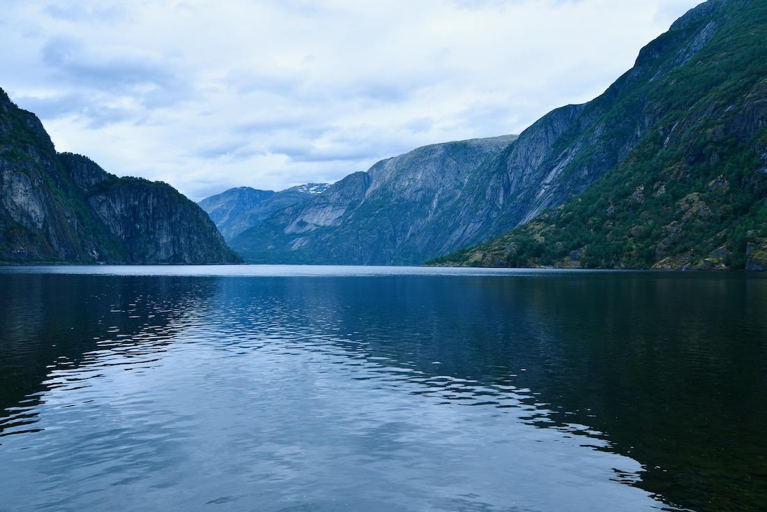 Der Eidfjordsee in Norwegen