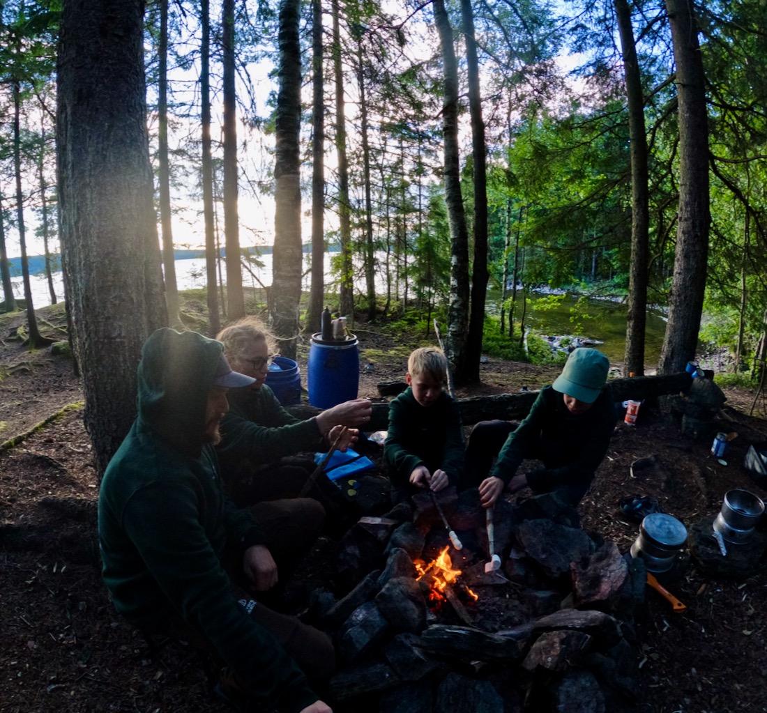 Der erste Abend am Lagerfeuer