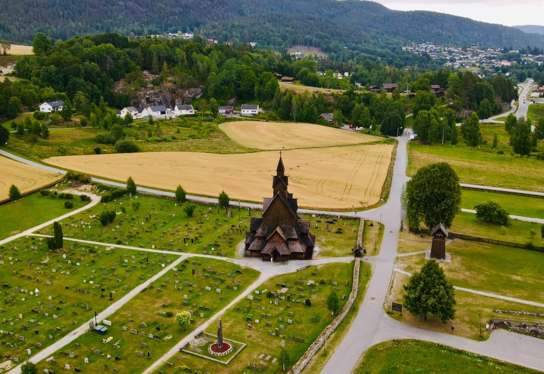 Die Stabkirche Heddal in Norwegen