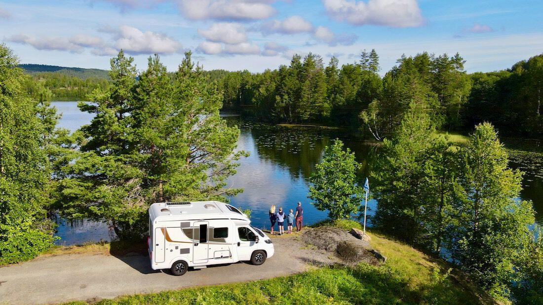 Fravely am See mit dem Burstner Lyseo