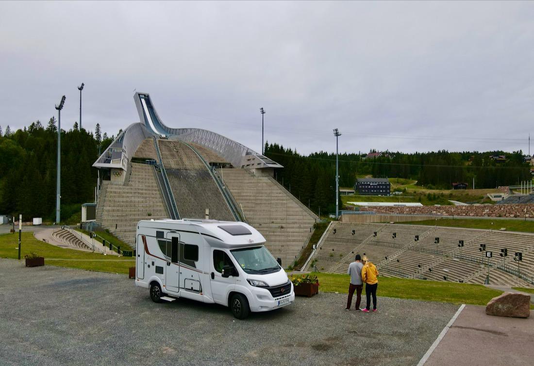 Fravely und Bürstner am Holmenkollen in Oslo in Norwegen