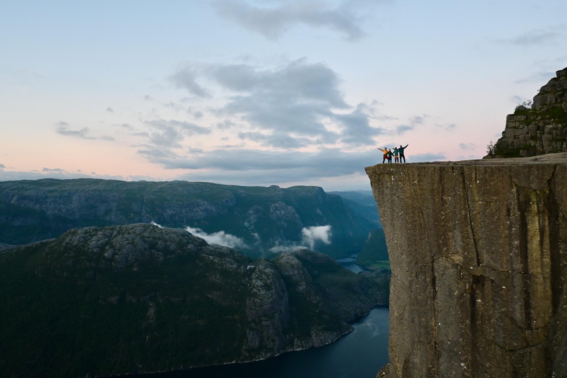 Übernachten im Zelt am Preikestolen als Familie mit Kindern Ein guter