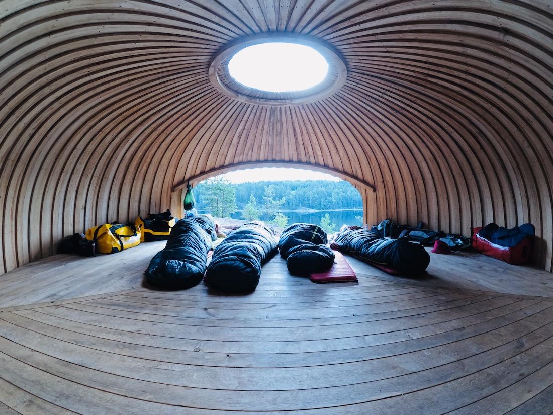 Wir schlafen im Shelter