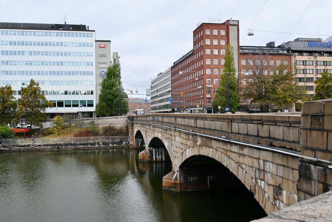 Die Lange Brücke in Helsinki
