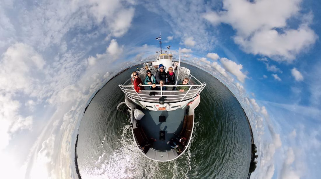 Fravely auf der Fähre nach Suomenlinna