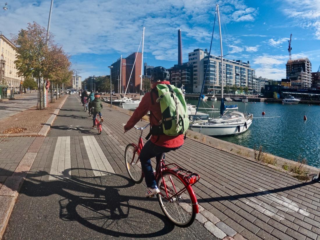 Wir radeln durch Helsinki