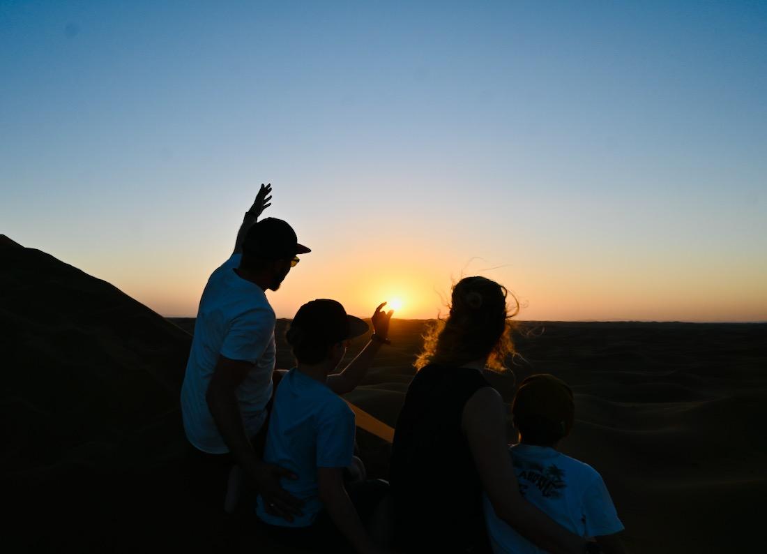 Fravely beim Sonnenuntergang in der Sahara