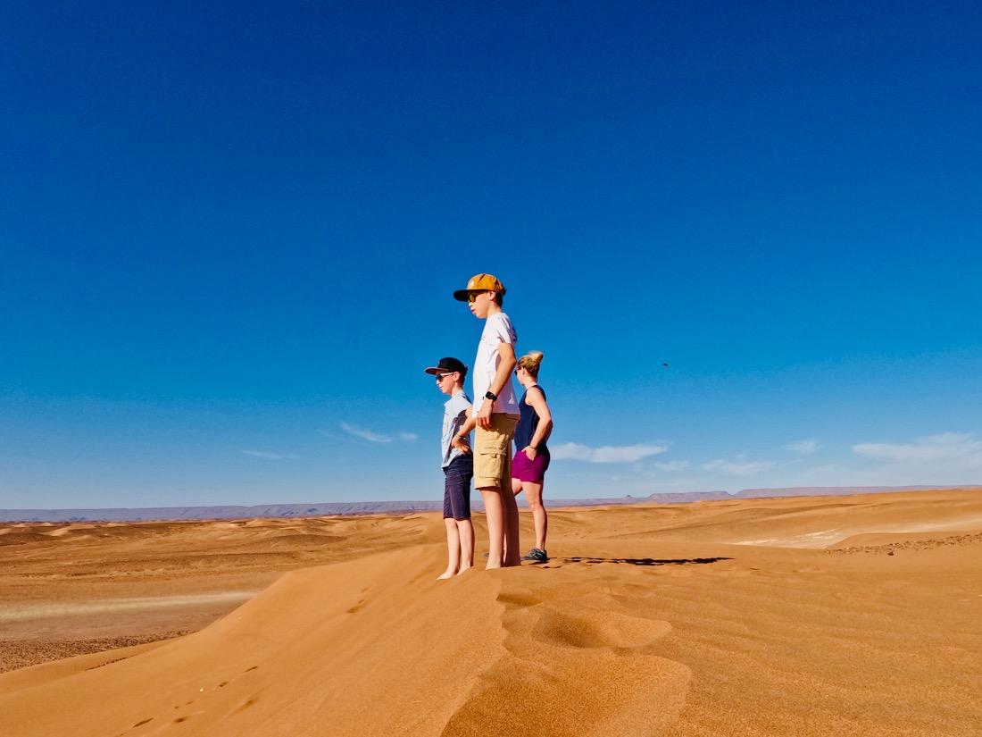 Flo Ben und Melanie schauen in die Sahara