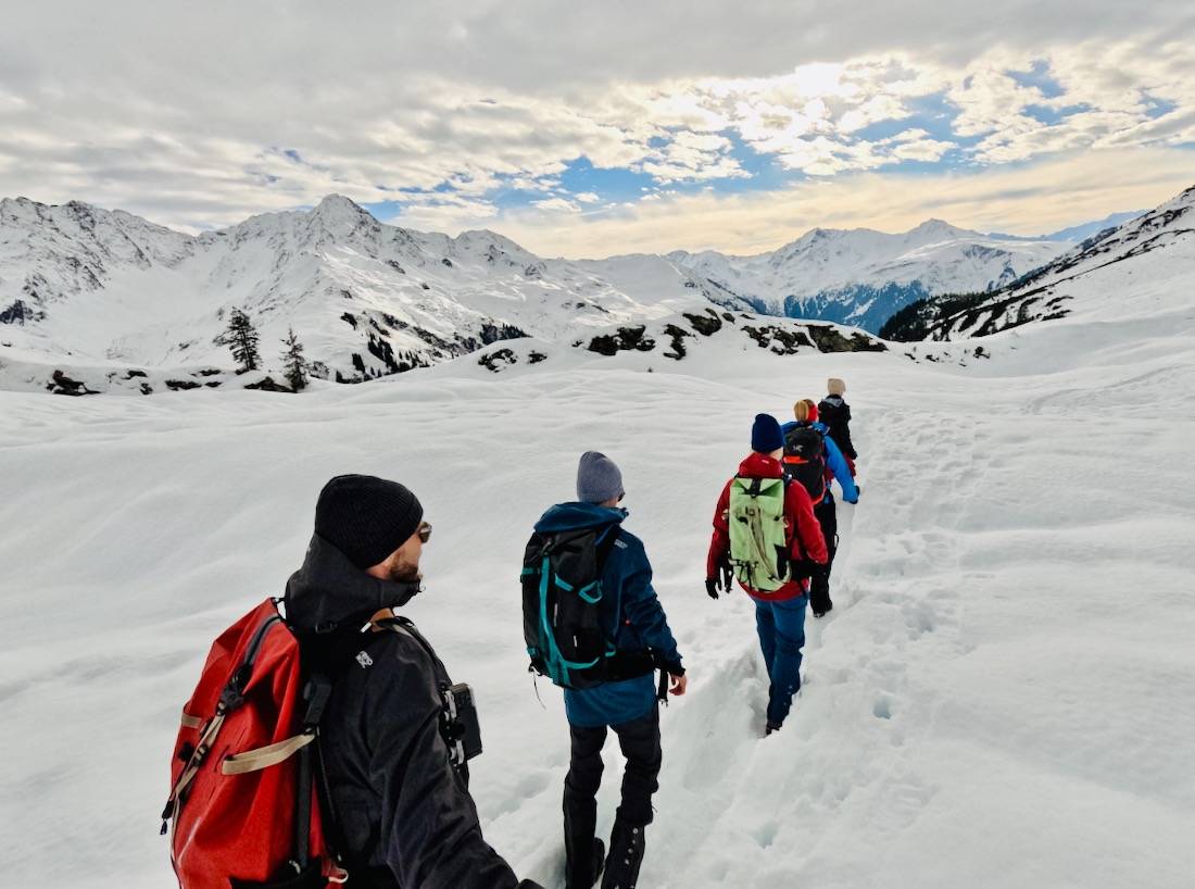 Fravely wandert im Schnee