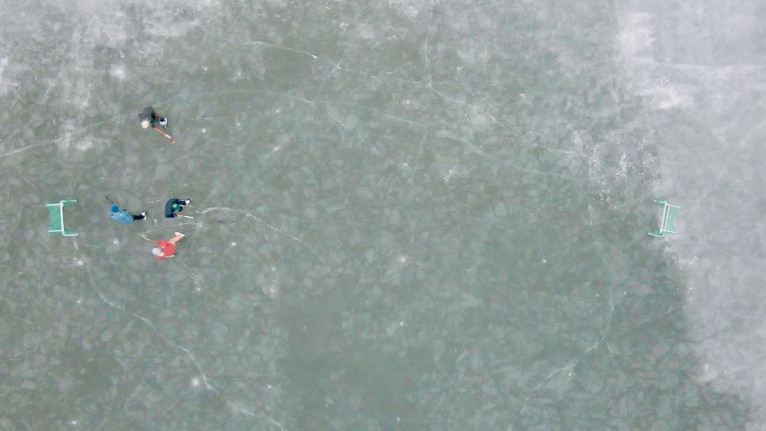 Eishockey auf dem Dorfteich in Stanz in der Hochsteiermark