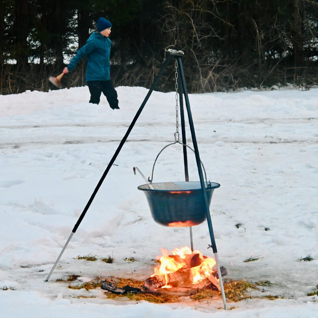 Eisstockschiessen und Essen über offenem Feuer in der Hochsteiermark in Stanz