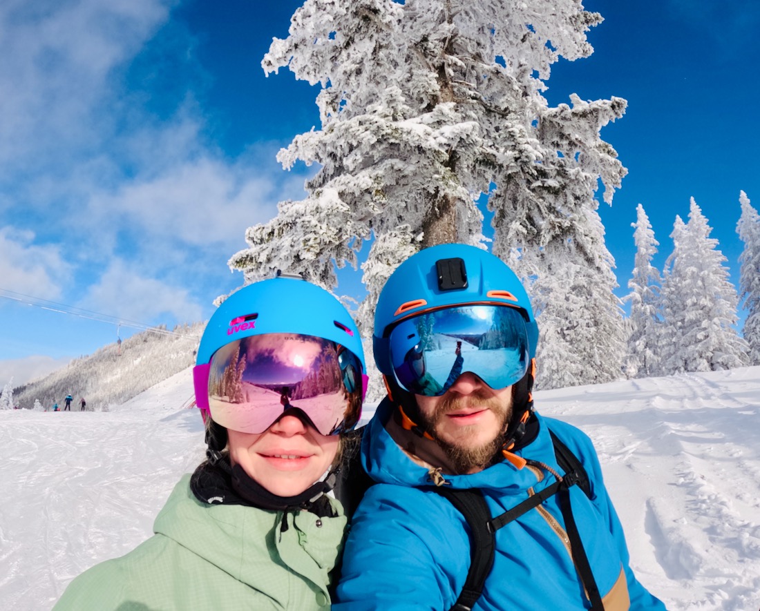 Melanie und Thomas im Skigebiet Niederalpl