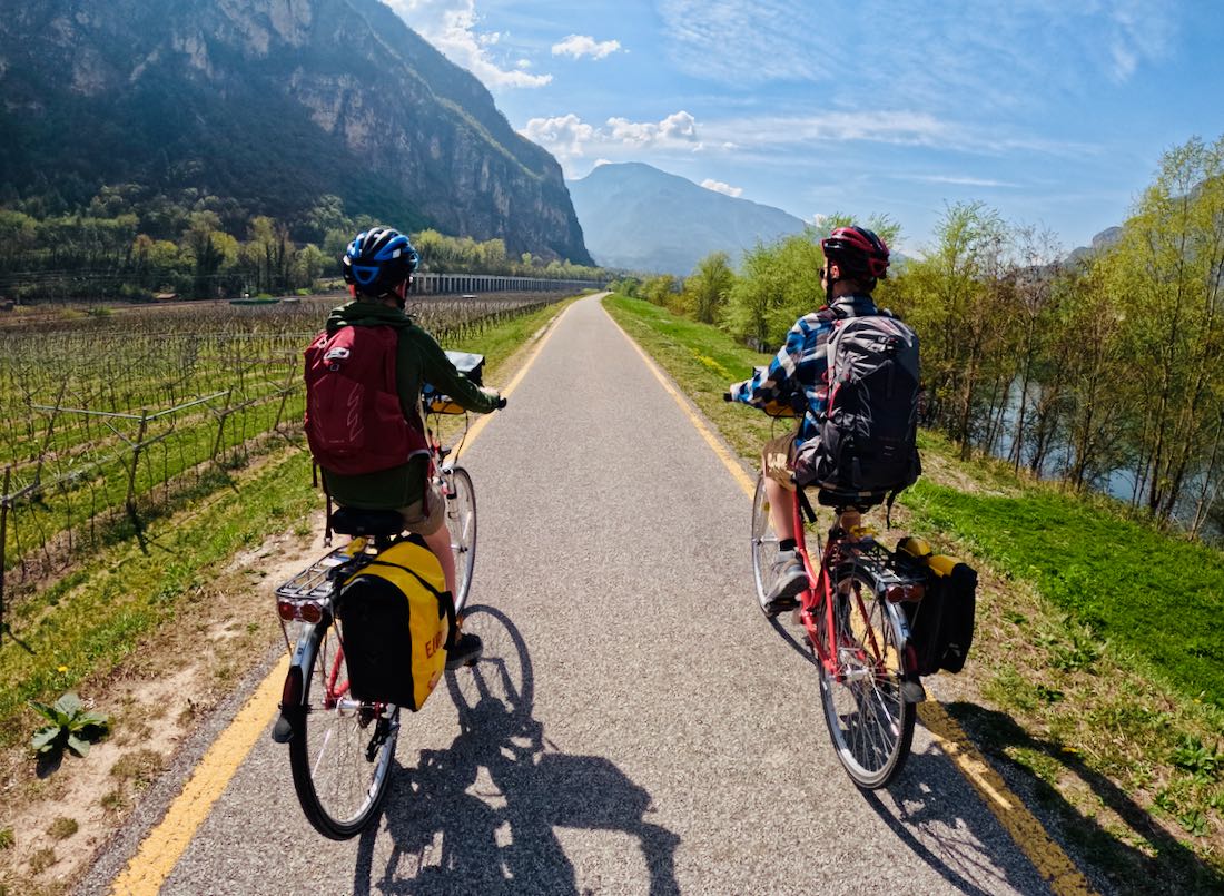 Ben und Flo auf dem Etsch Radweg in Italien Eurobike Radreisen