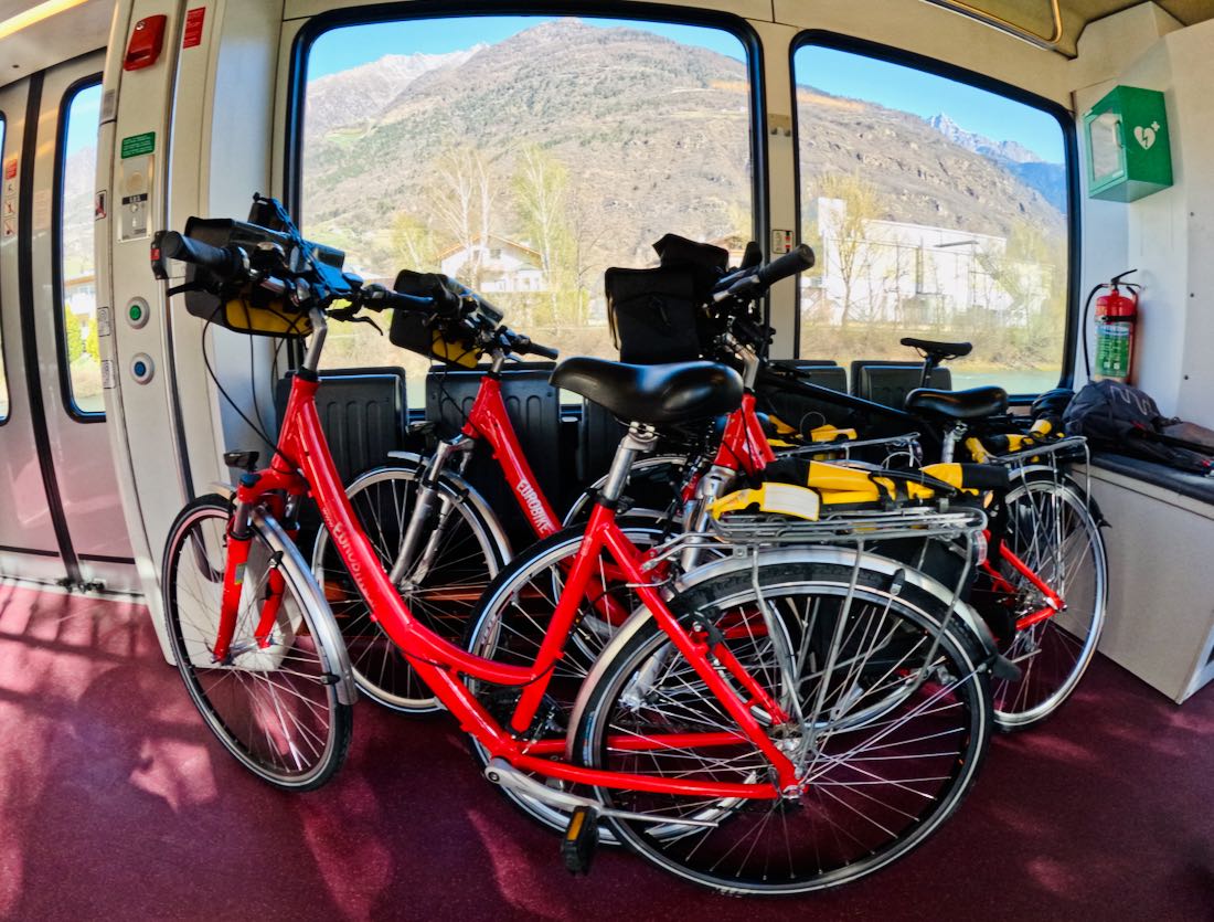 Die Eurobike Radreisen Fahrräder in der Bahn