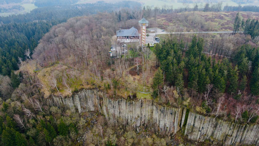 Blick auf den Scheibenberg in Sachsen