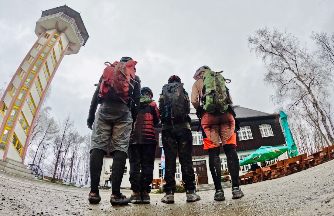 Vollkommen verdreckt angekommen auf dem Scheibenberg