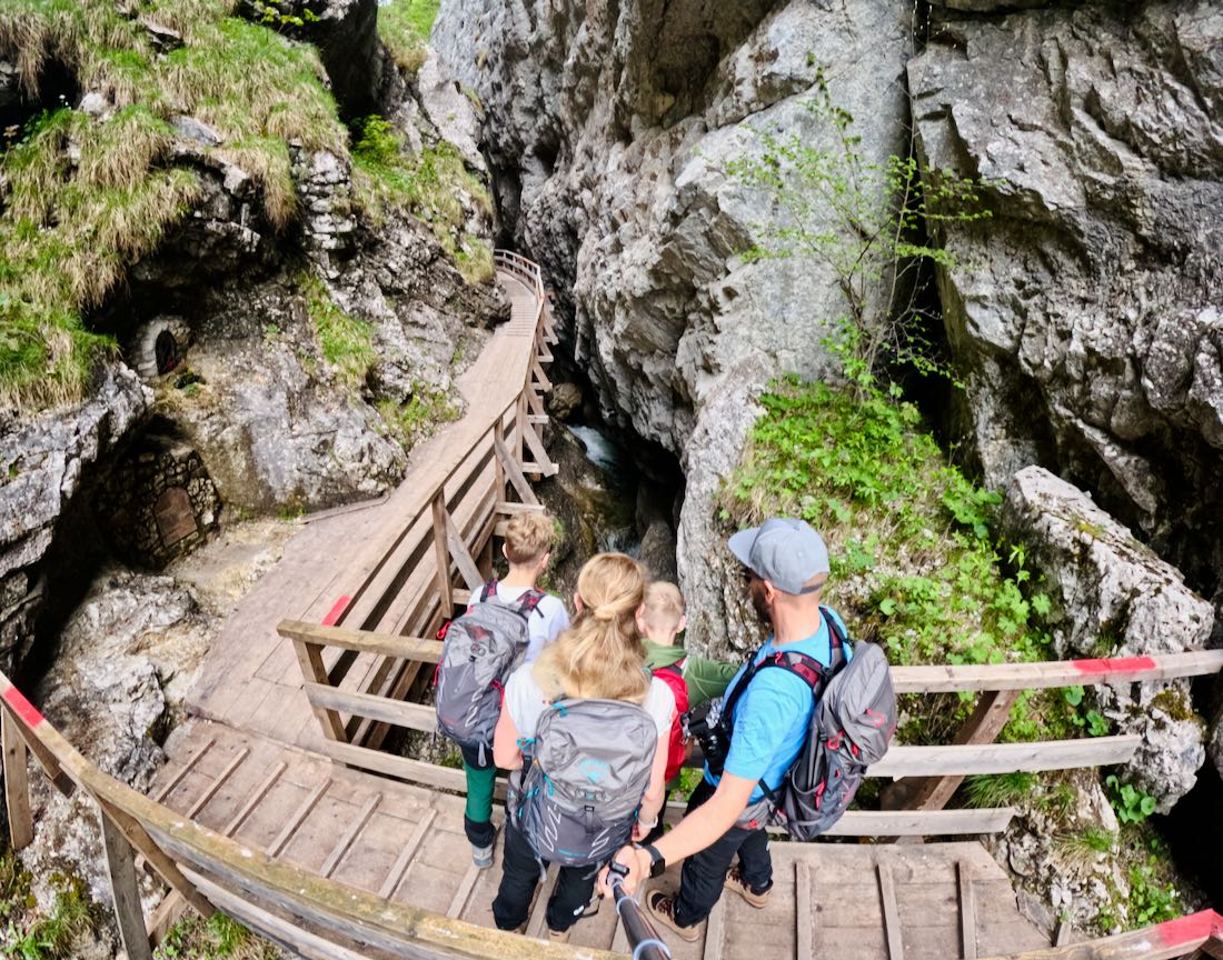 Wir stehen in der Wörschachklamm