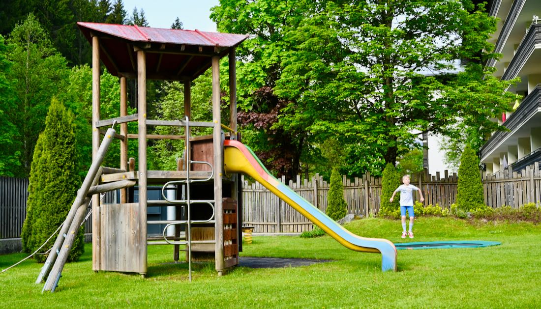 Der Spielplatz am Hotel DIE SONNE