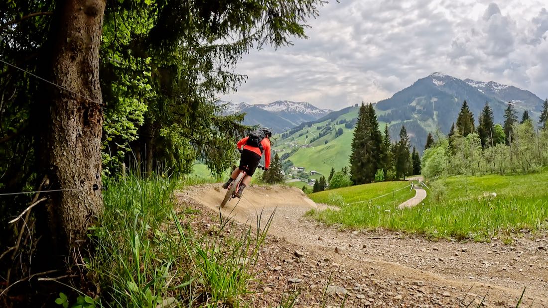 Thomas auf der Line in Hinterglemm