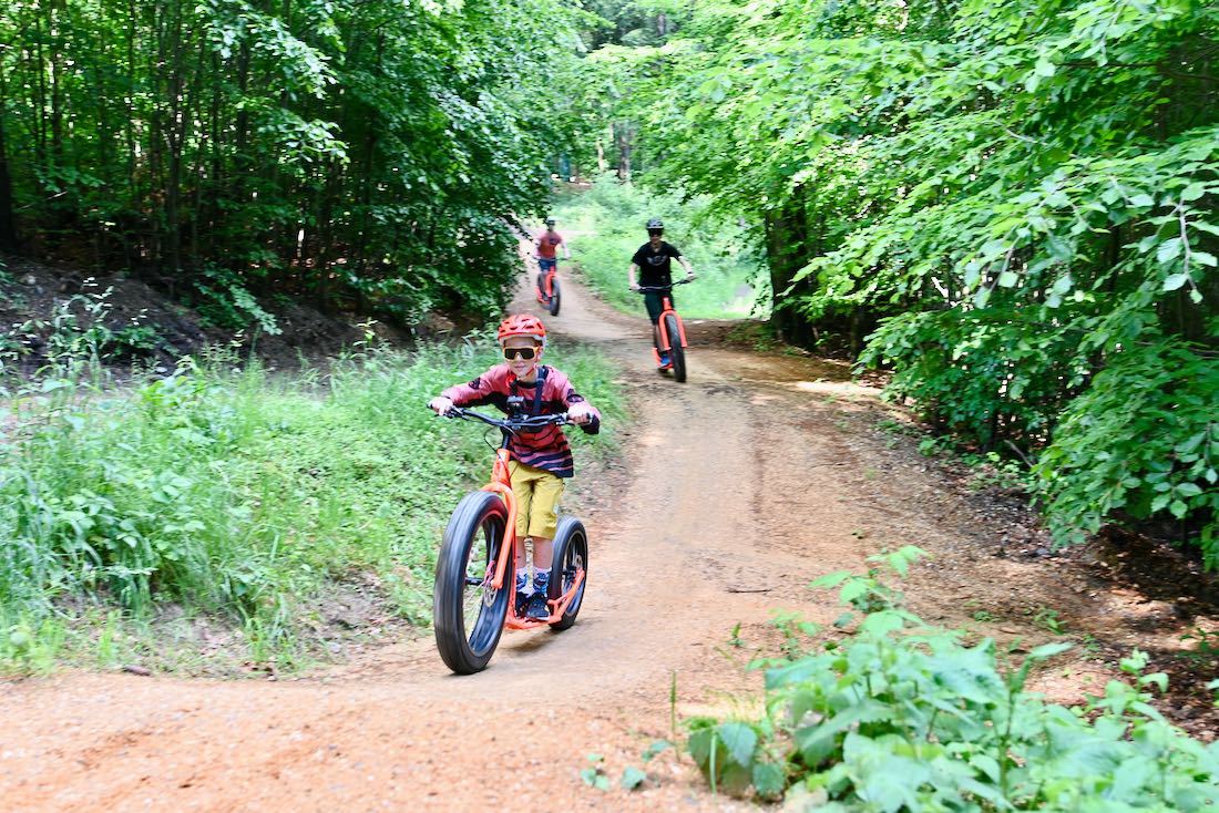 Unterwegs auf Monsterrollern