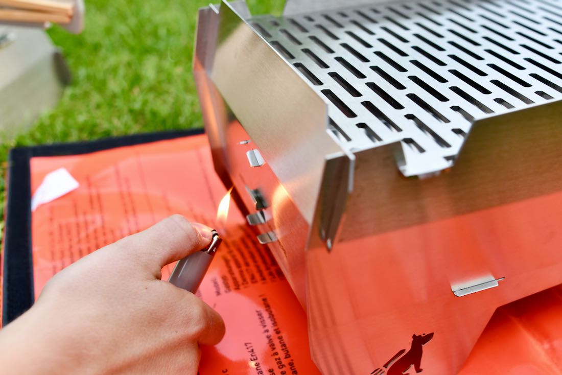 Skotti Grill entzünden