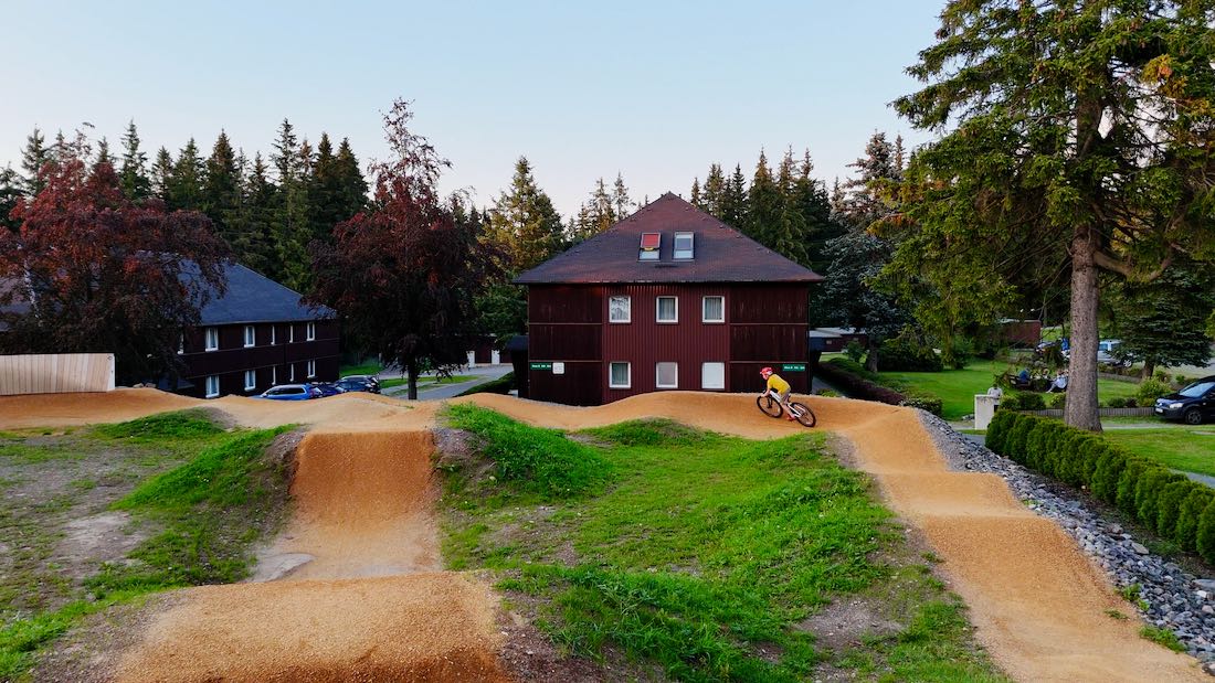 Ben auf dem Pumptrack