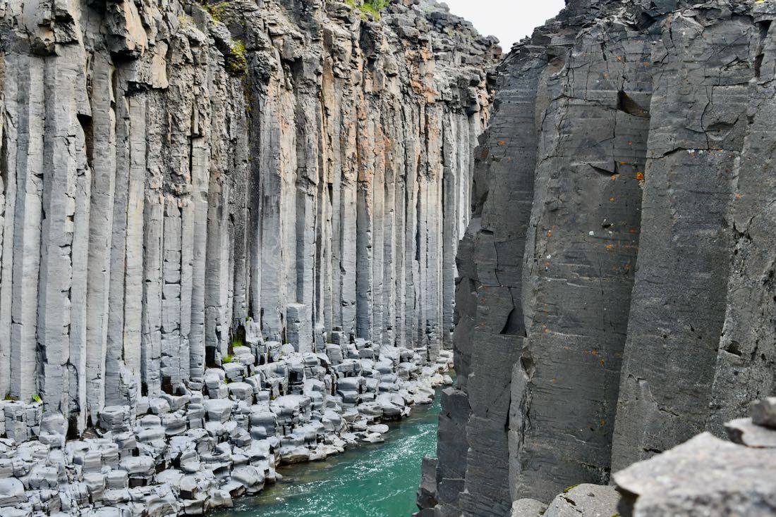 Blick in den Studlagil Canyon