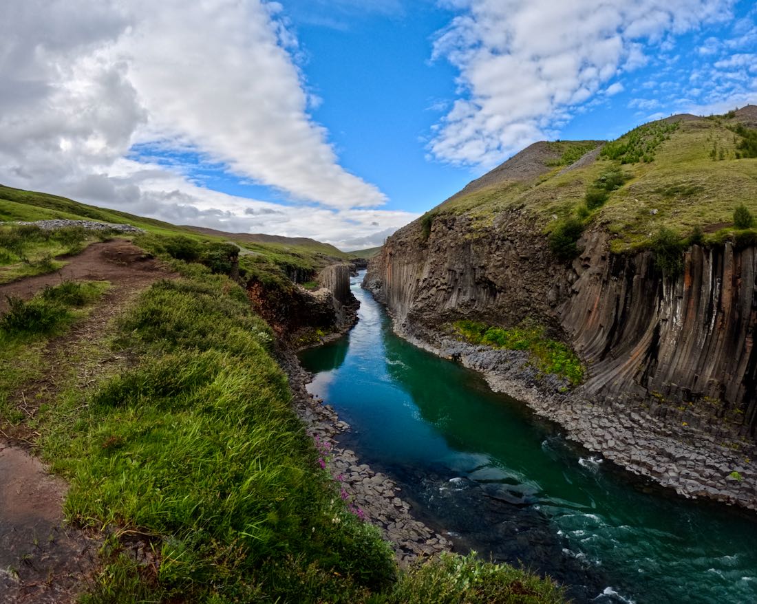 Der Weg zum Studlagil Canyon