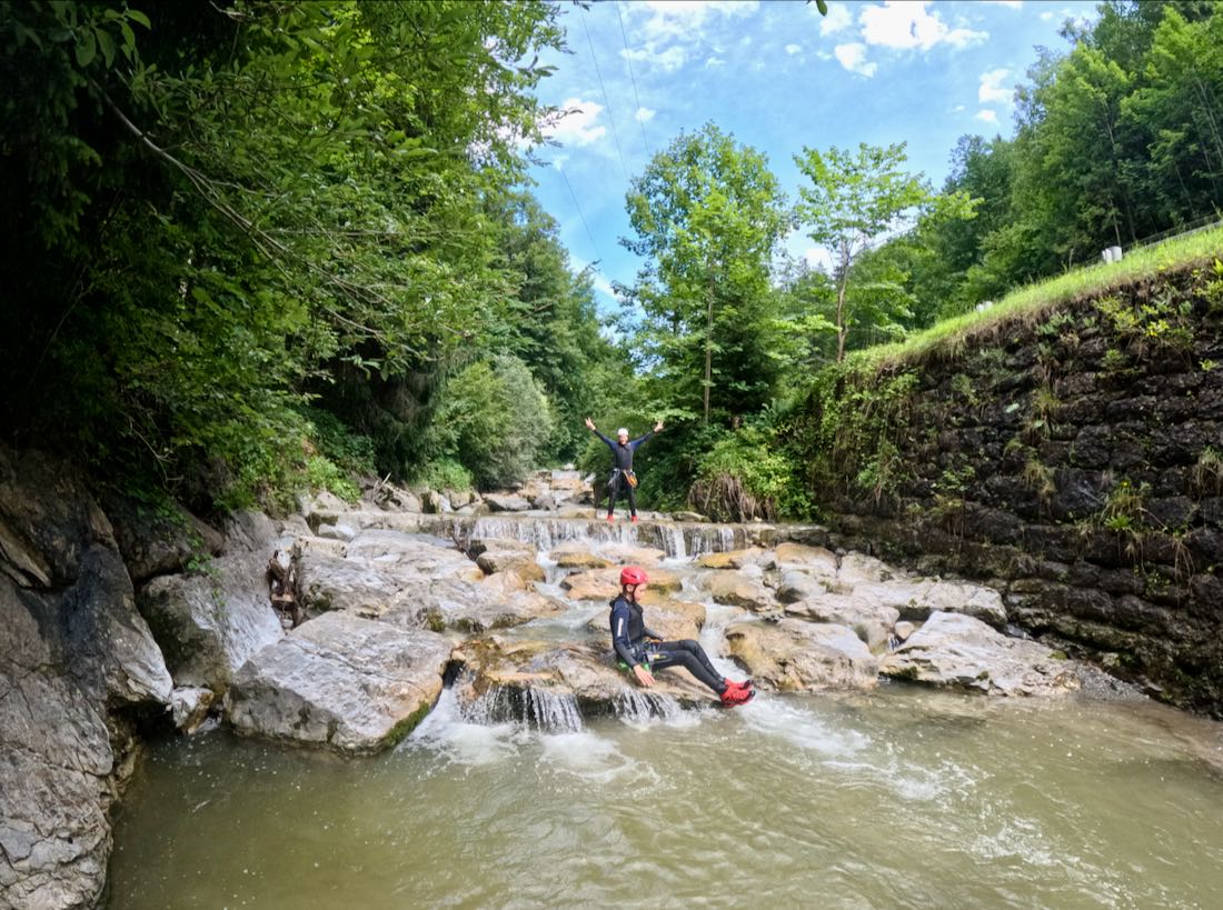 Thomas feiert das Canyoning