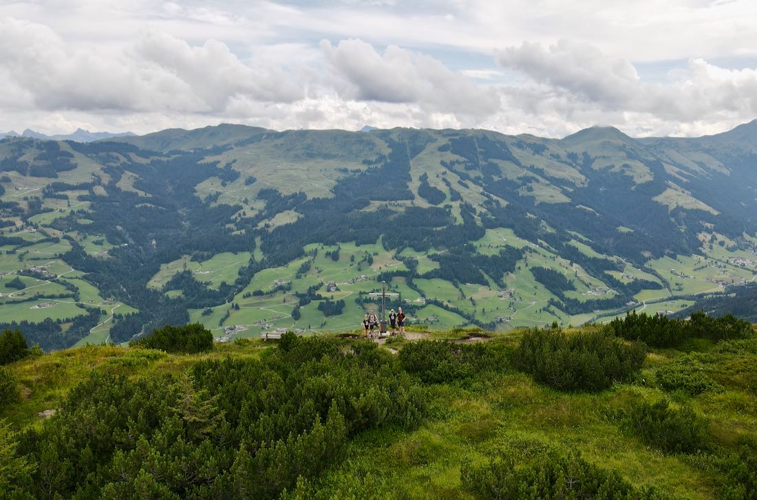 Vom Gaisberg Blick in die Ferne beim Family KAT Walk