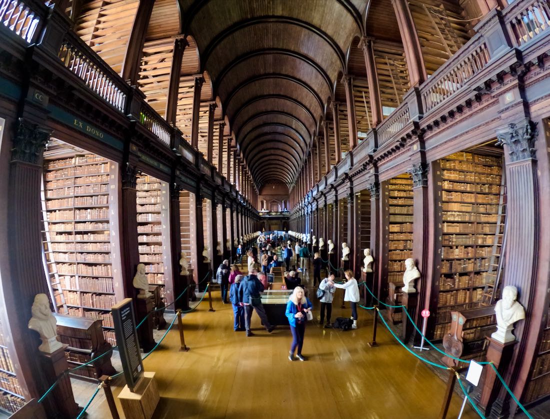 Die Book of Kells Bibliothek