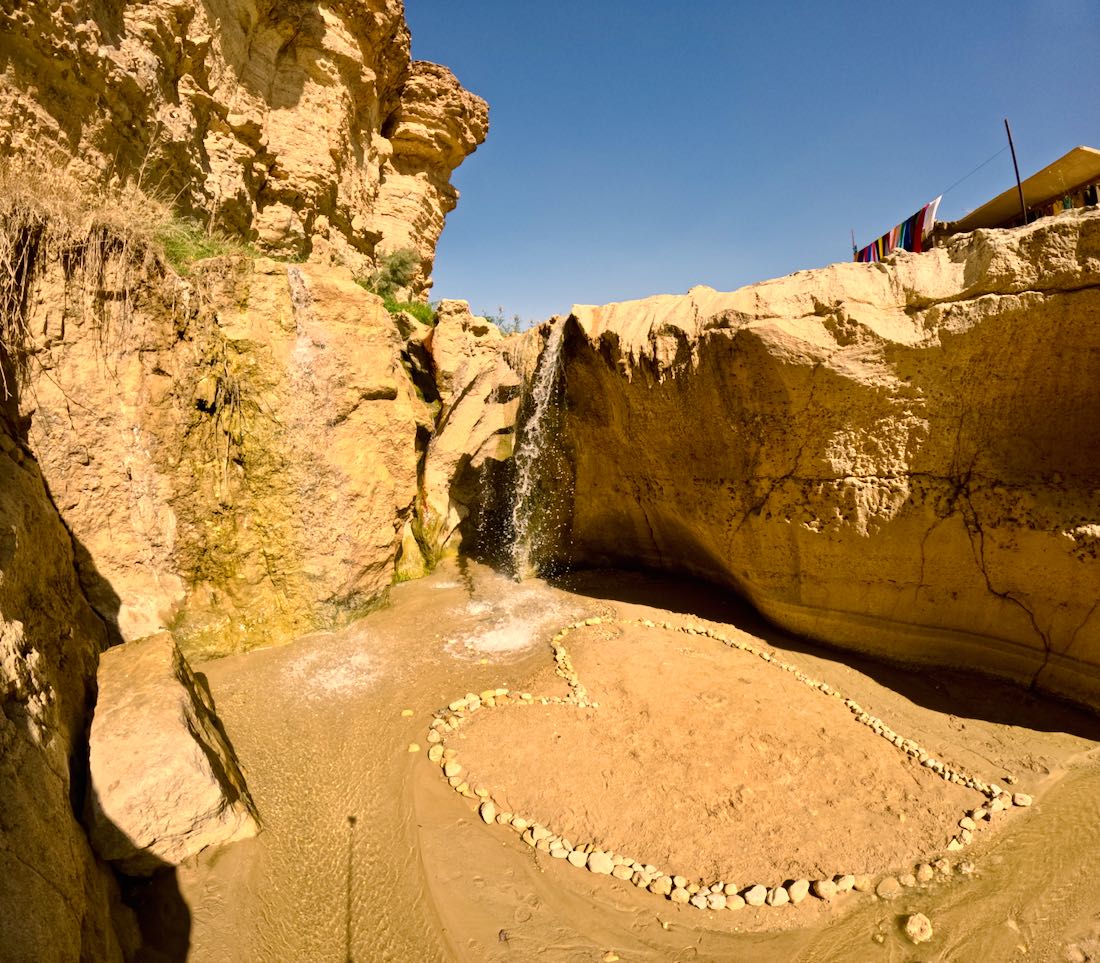 Der kleine Wasserfall im Tamerza Canyon