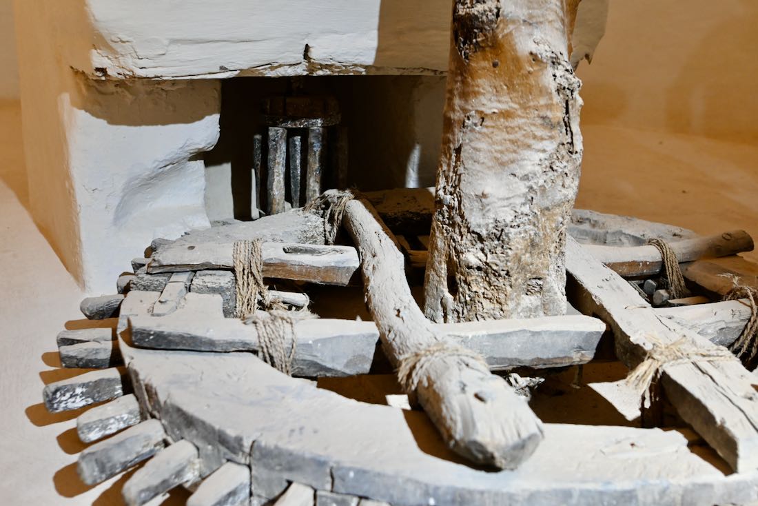 Die Mühle in der Moschee Fadhloun