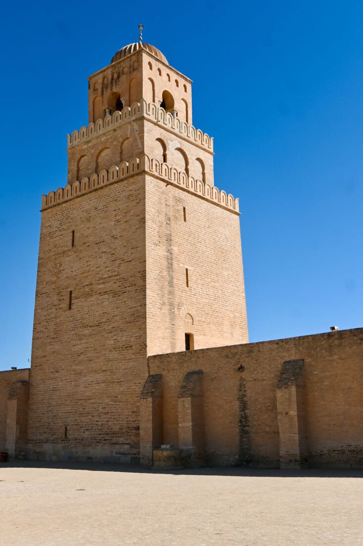 Die große Moschee in Kairouan in Tunesien