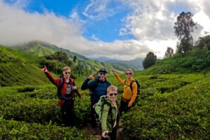 Malaysia und Borneo mit For Family Reisen - Fravely Header