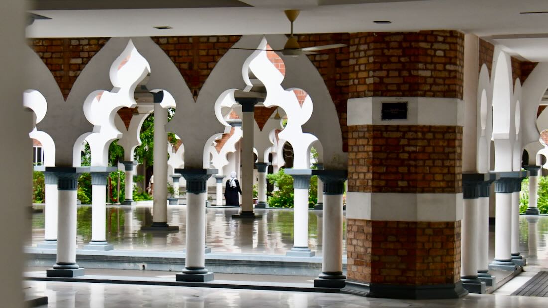 In der Moschee in Kuala Lumpur am River of Life