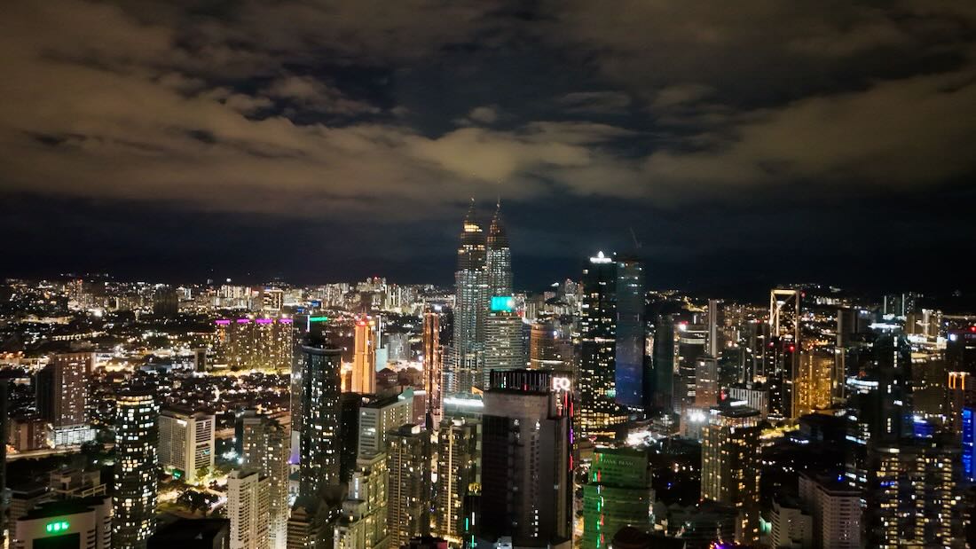 Kuala Lumpur die Skyline bei Nacht