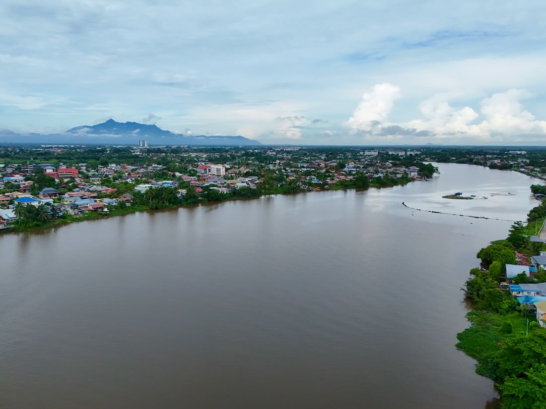 Kuching auf Borneo aus der Luft