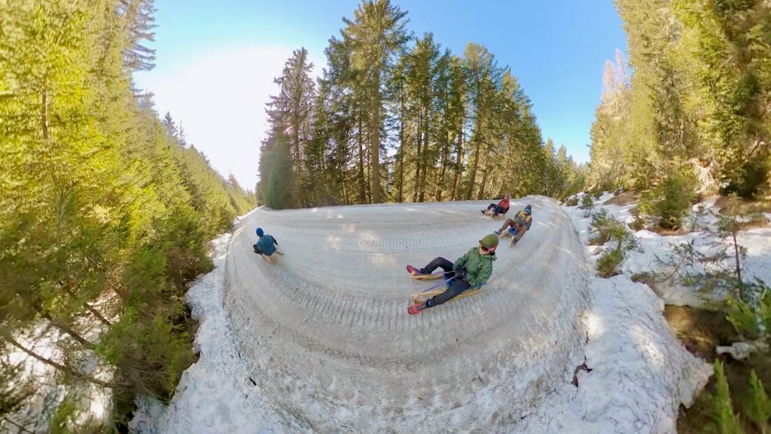 Fravely rodeln von der Brandalm am Dachstein
