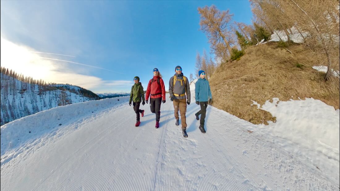 Fravely wandern im Winter am Dachstein zur BRandalm