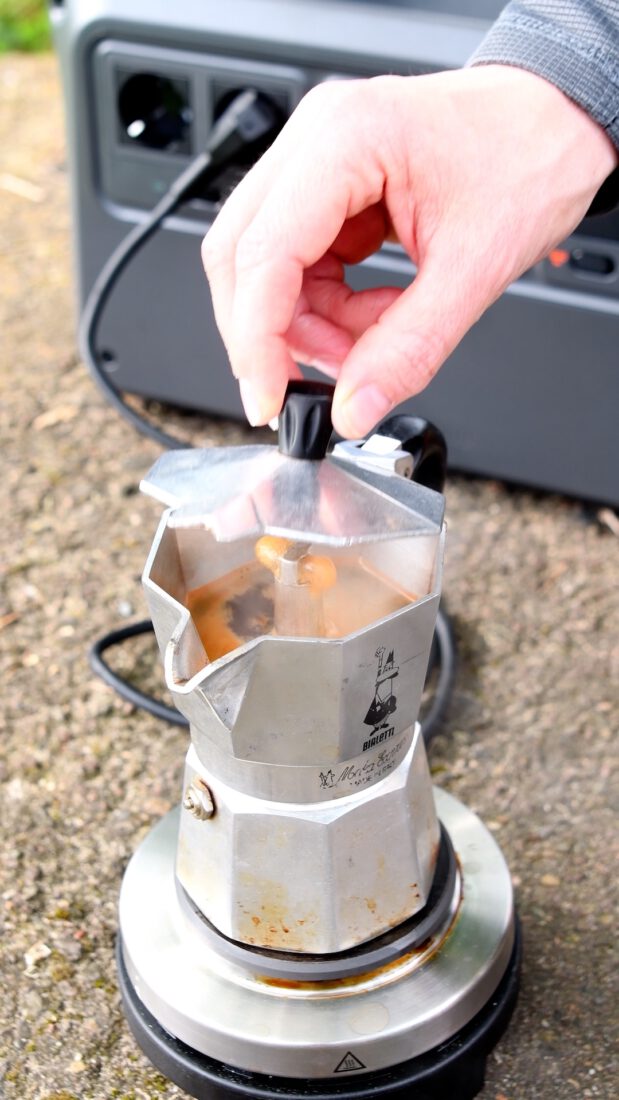 DJI Power 1000 Power Station - Kaffee kochen