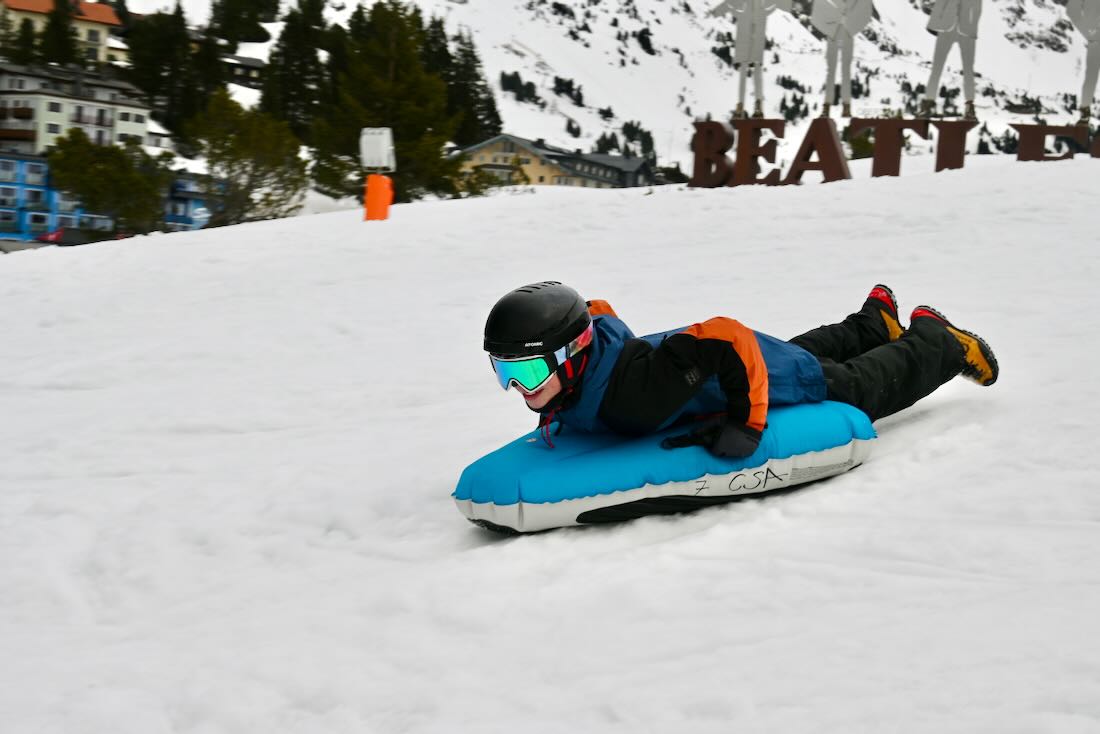 Flo beim Airboarden in Obertauern