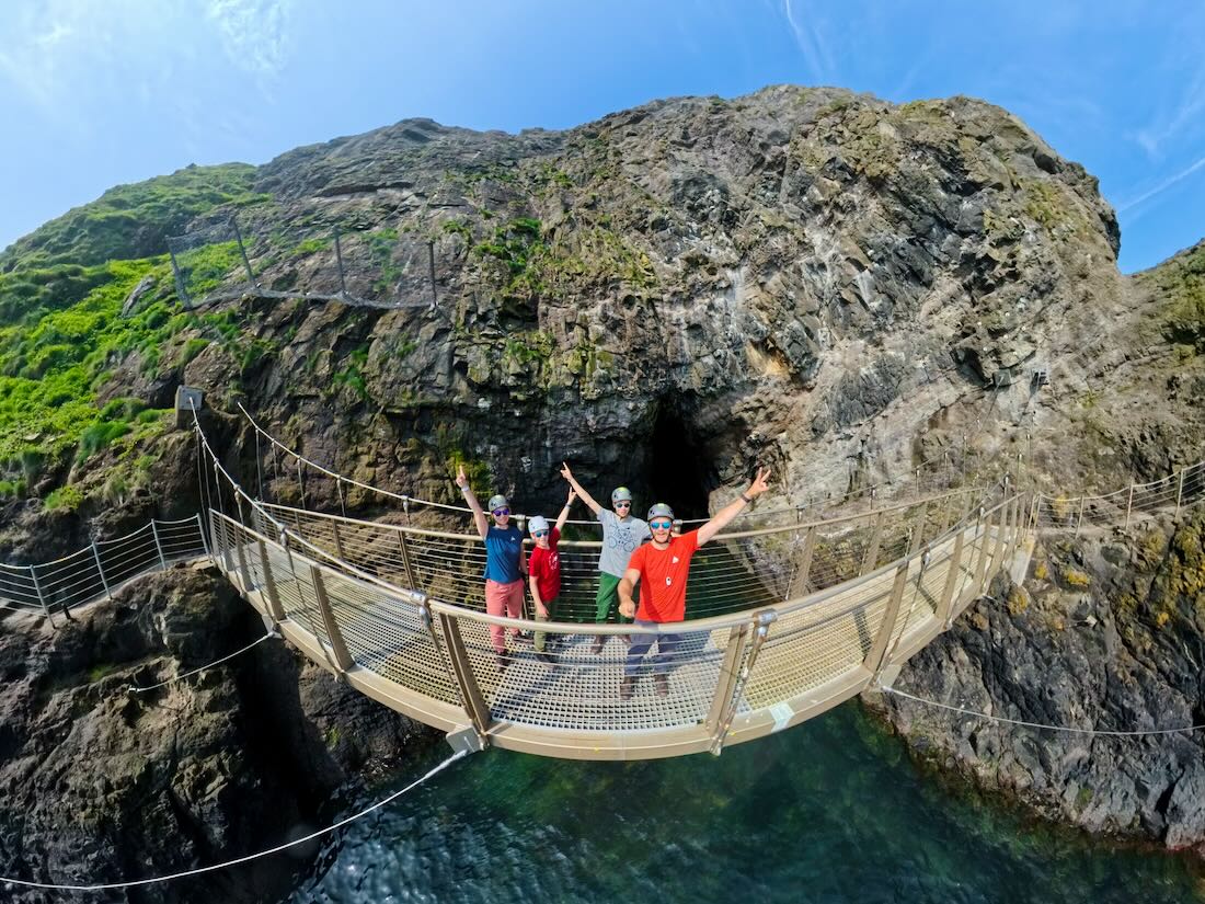 Fravely in den The Gobbins von Nordirland