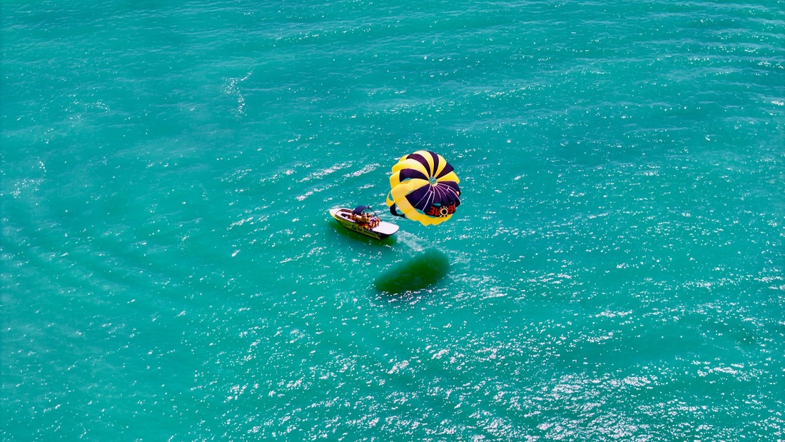 Parasailing in Bibione