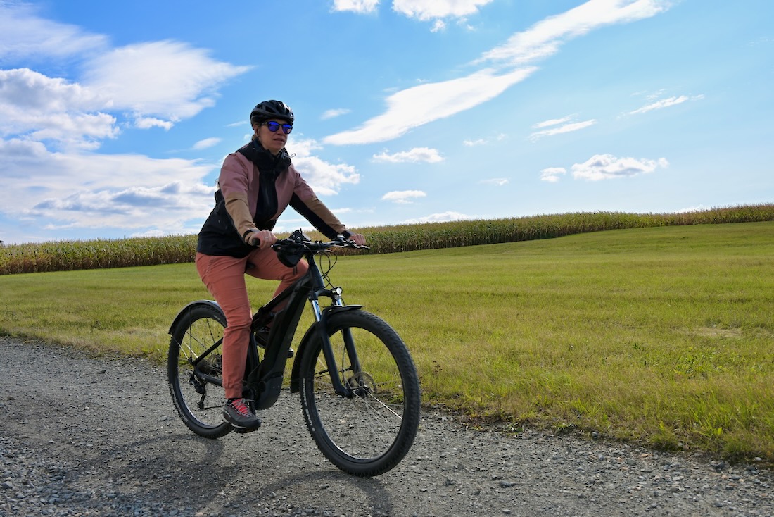Melanie auf Fahrrad im Vogtland