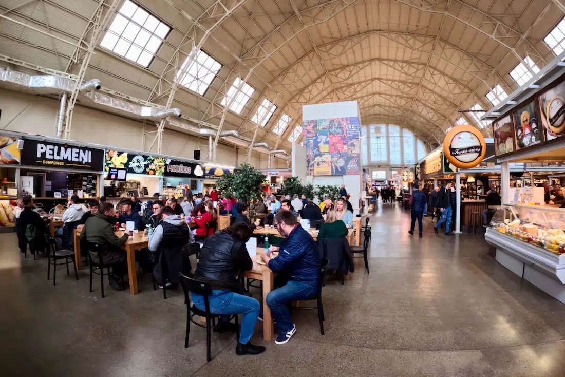 Der Zentralmarkt Riga in Lettland