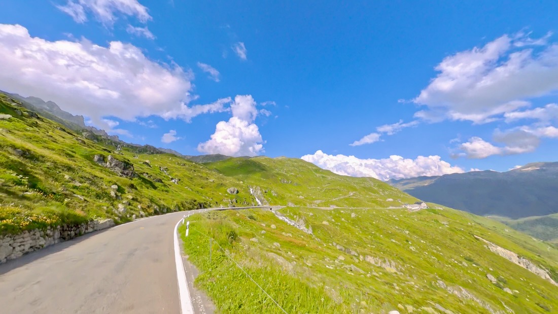 Die James Bond Straße am Furkapass