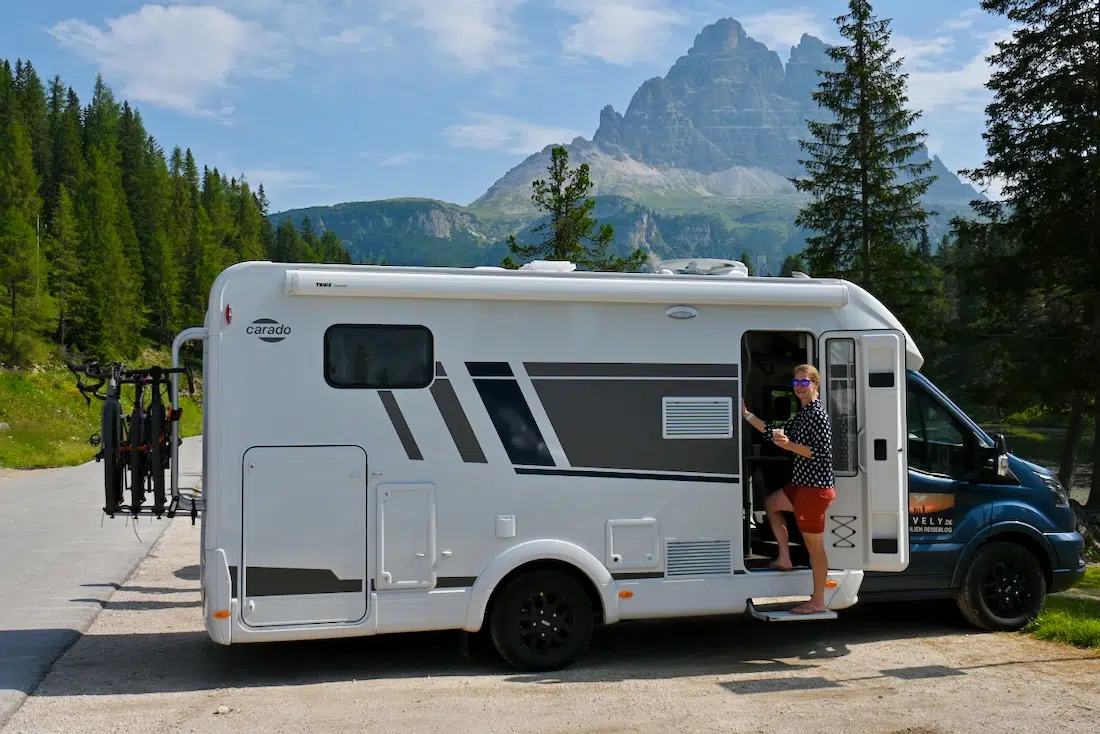 Melanie am Carado Camper