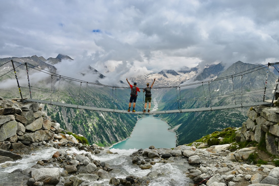 Thomas und Melanie auf der Olperer Brücke