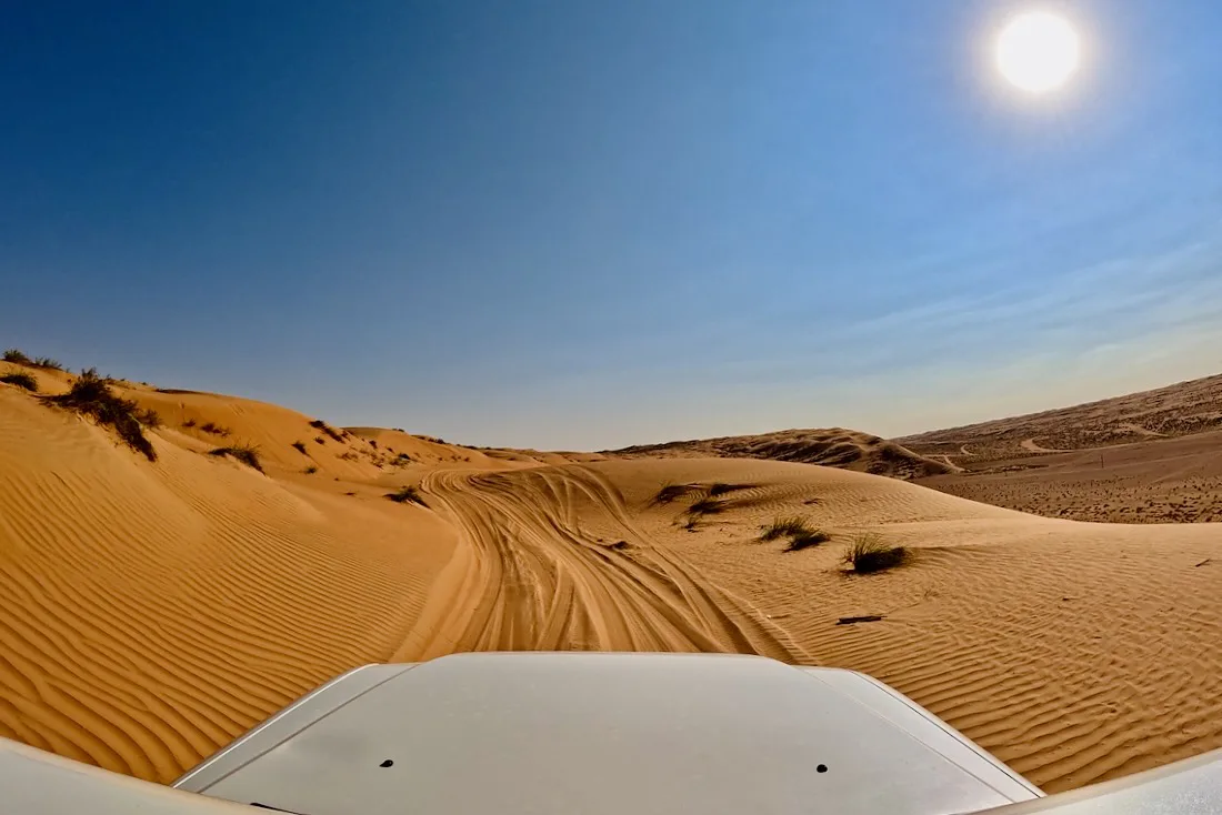 Fahrt in die Rimal Al Wahiba Wüste im Oman
